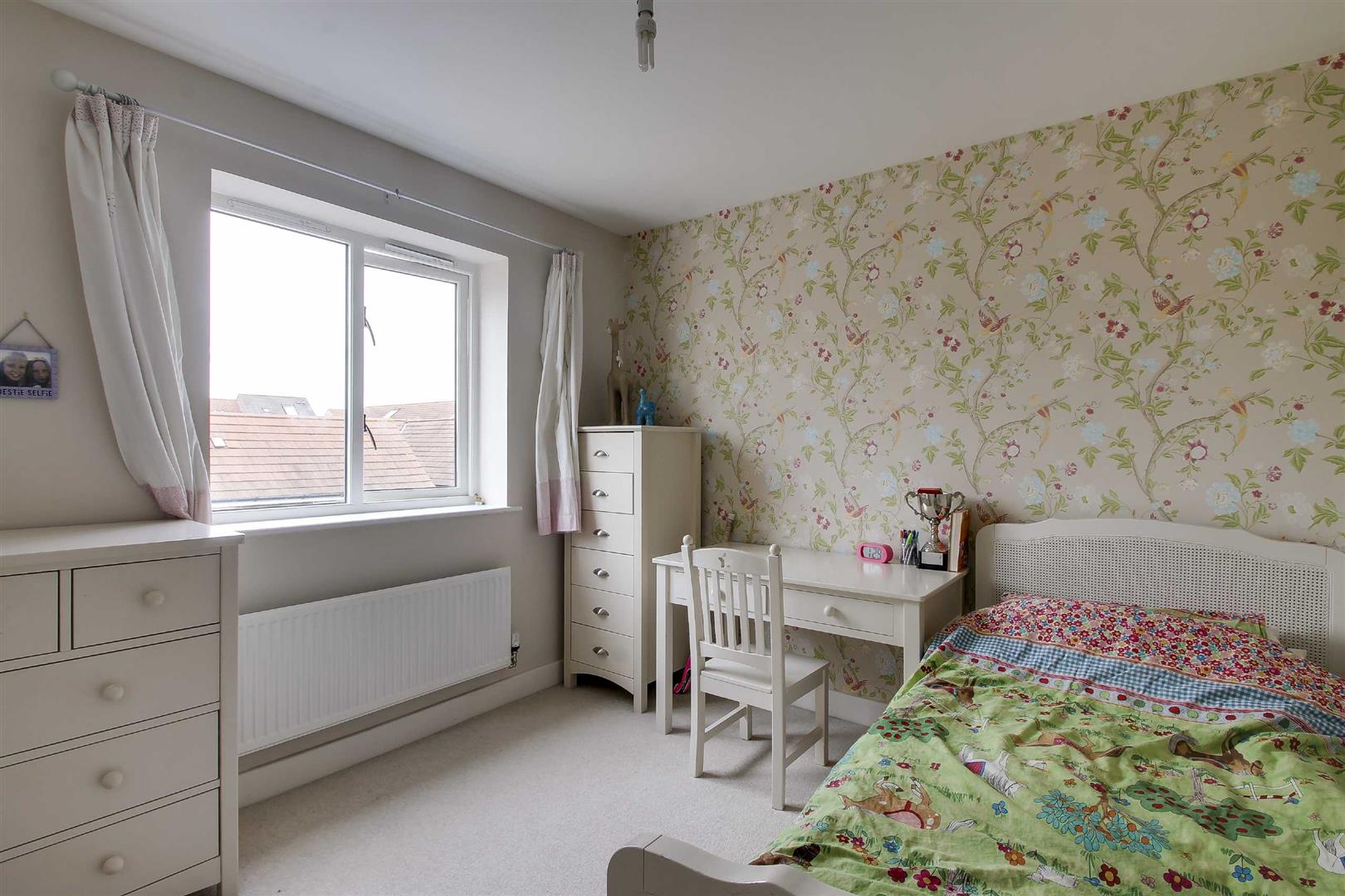 Warwick Avenue, Broughton, Milton Keynes